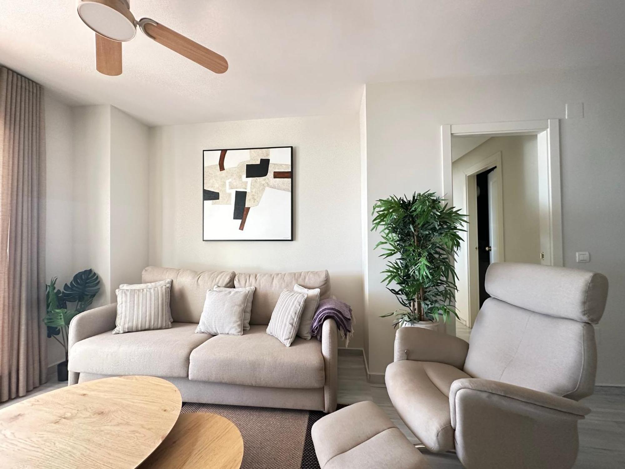 2 Bed Penthouse With Sea View Διαμέρισμα Τορρεμολίνος Εξωτερικό φωτογραφία