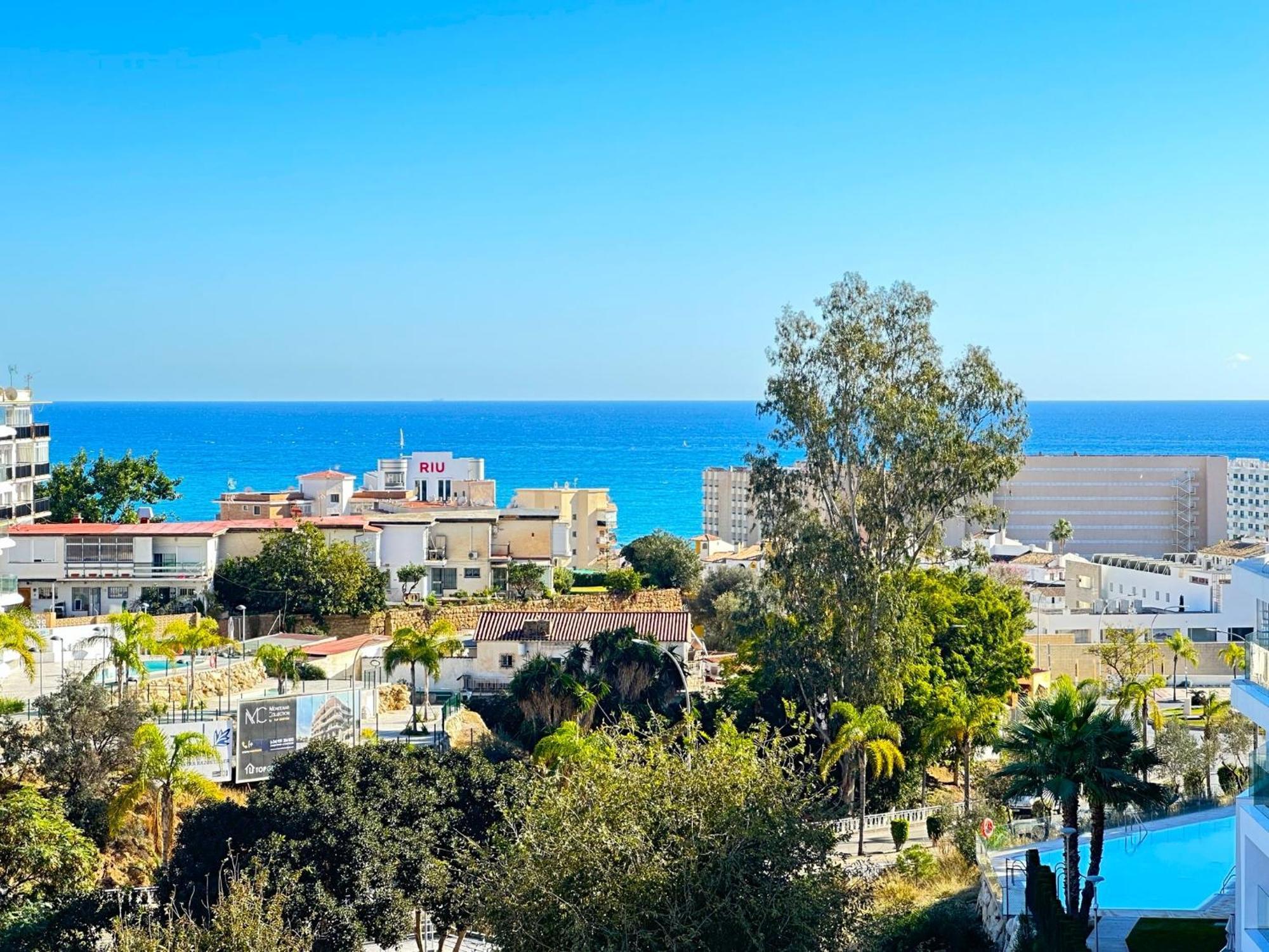 2 Bed Penthouse With Sea View Διαμέρισμα Τορρεμολίνος Εξωτερικό φωτογραφία