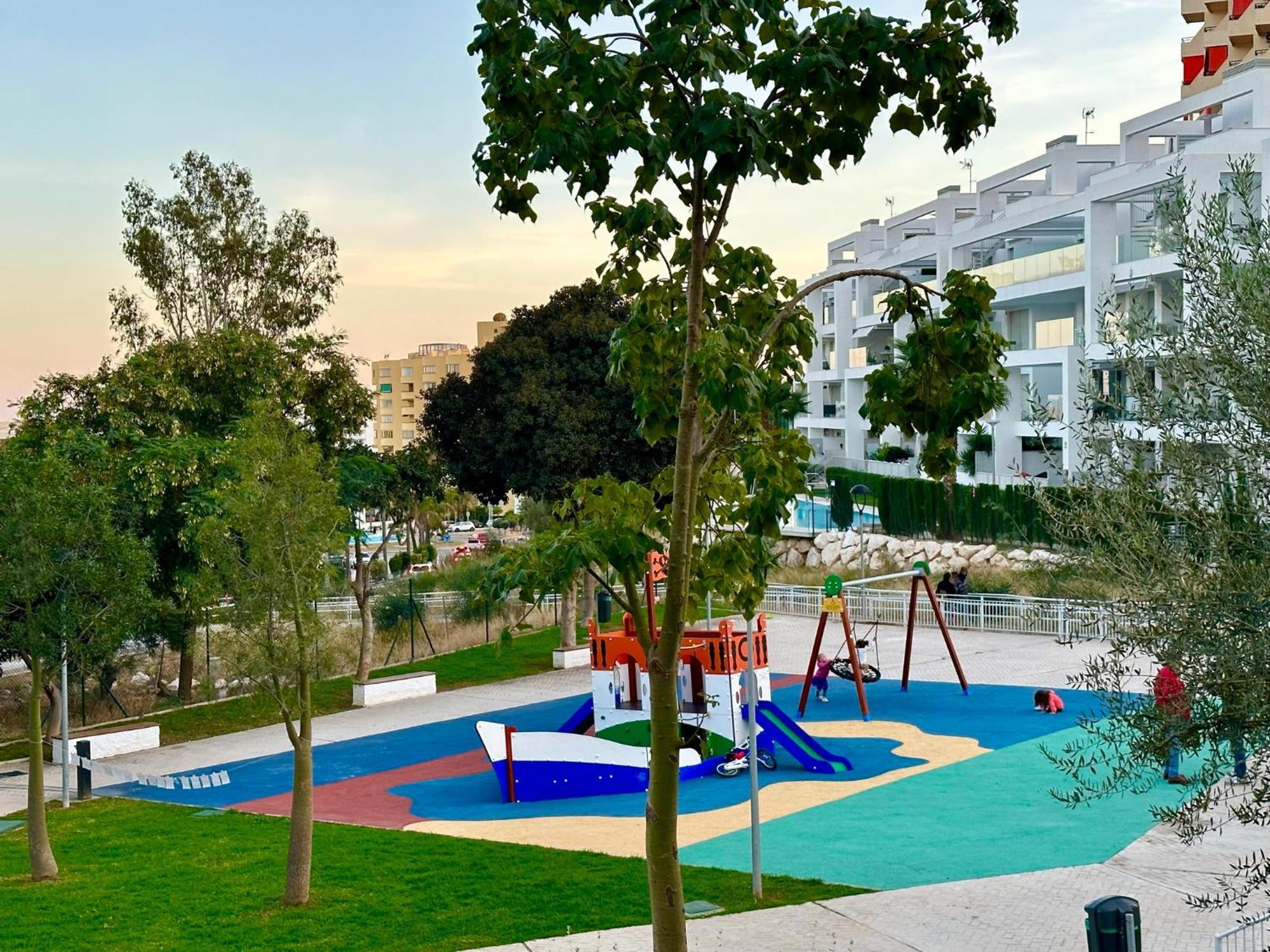 2 Bed Penthouse With Sea View Διαμέρισμα Τορρεμολίνος Εξωτερικό φωτογραφία